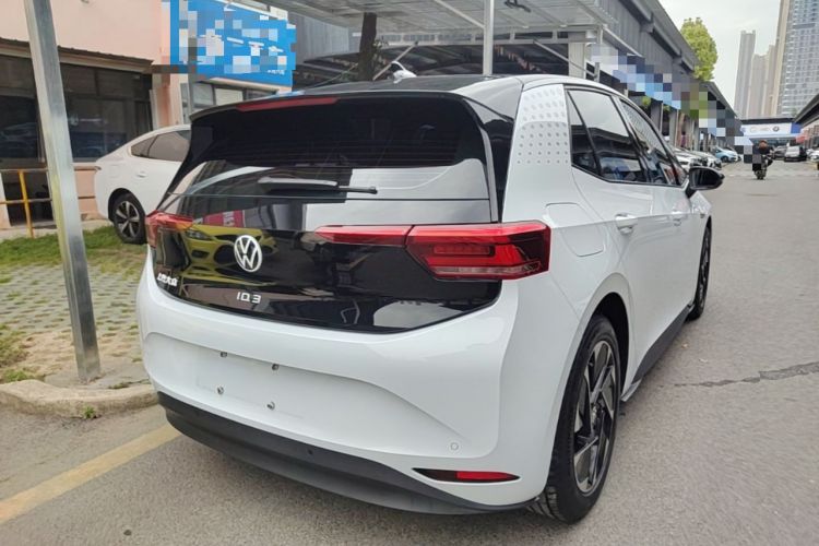 Used Volkswagen ID.3 2023 Pure Smart Edition Rear Right 45 Deg