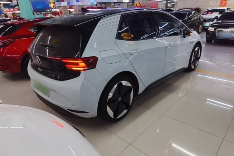 Used Volkswagen ID.3 2023 Upgraded Model Pure Intelligent Enjoyment Version Rear Right 45 Deg