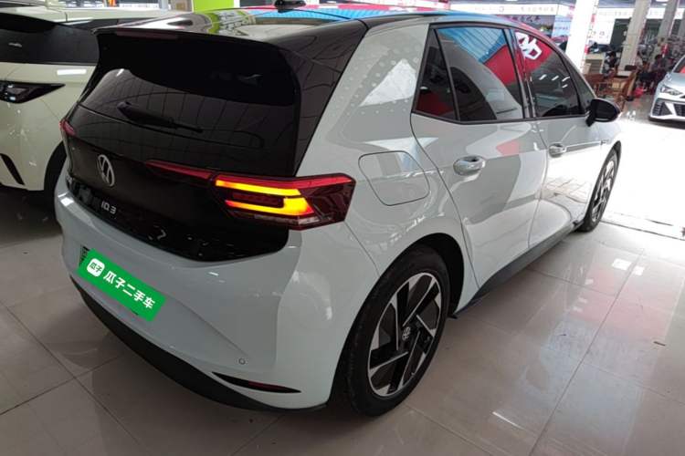 Used Volkswagen ID.3 2023 Upgraded Model Pure Intelligent Enjoyment Version Rear Right 45 Deg