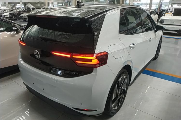 Used Volkswagen ID.3 2023 Pure Smart Edition Rear Right 45 Deg