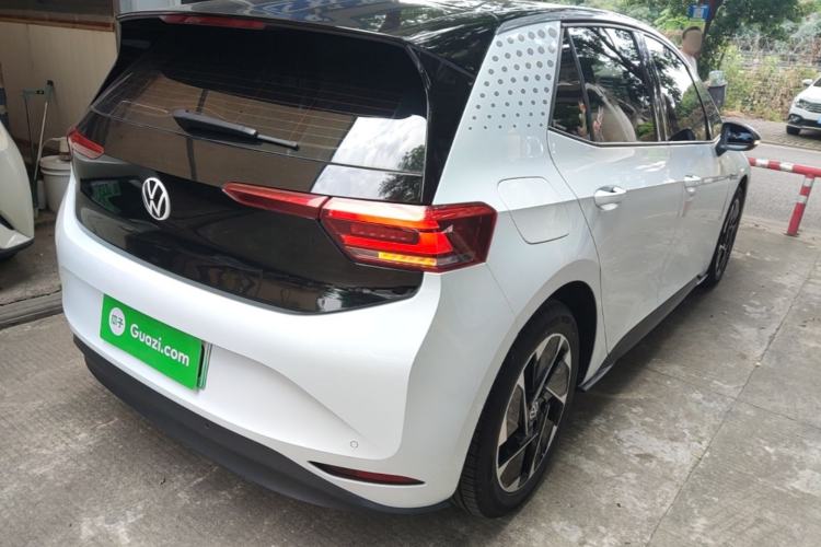 Used Volkswagen ID.3 2023 Upgraded Model Pure Intelligent Enjoyment Version Rear Right 45 Deg