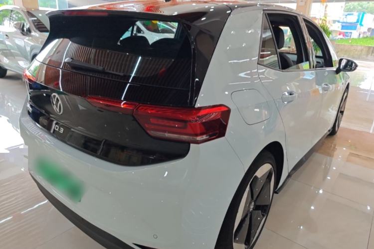 Used Volkswagen ID.3 2023 Pure Smart Edition Rear Right 45 Deg