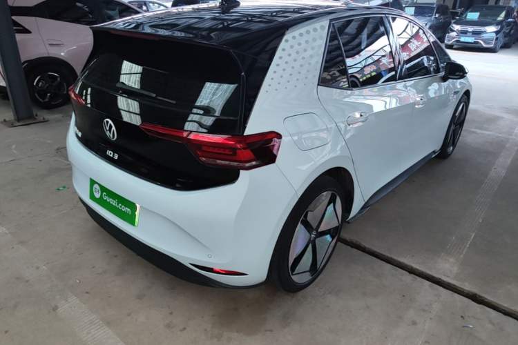 Used Volkswagen ID.3 2023 Upgraded Model Pure Intelligent Enjoyment Version Rear Right 45 Deg