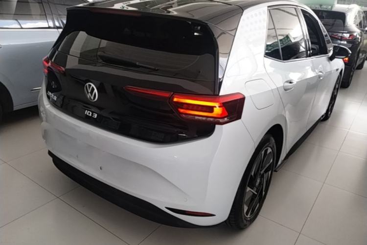 Used Volkswagen ID.3 2023 Upgraded Model Pure Intelligent Enjoyment Version Rear Right 45 Deg