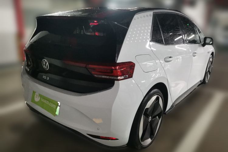 Used Volkswagen ID.3 2023 Pure Smart Edition Rear Right 45 Deg