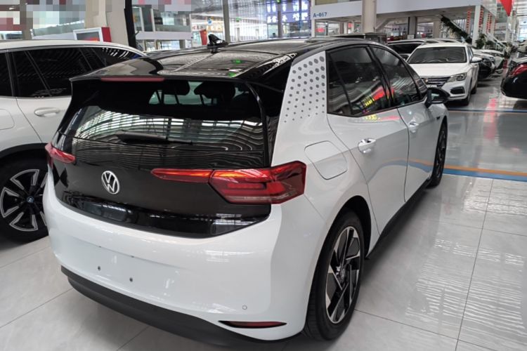 Used Volkswagen ID.3 2023 Upgraded Model Pure Intelligent Enjoyment Version Rear Right 45 Deg