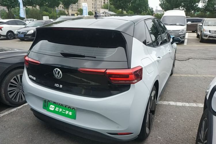 Used Volkswagen ID.3 2023 Pure Smart Edition Rear Right 45 Deg
