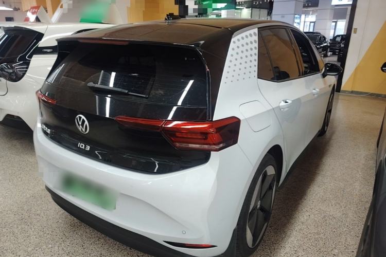 Used Volkswagen ID.3 2023 Upgraded Model Pure Intelligent Enjoyment Version Rear Right 45 Deg