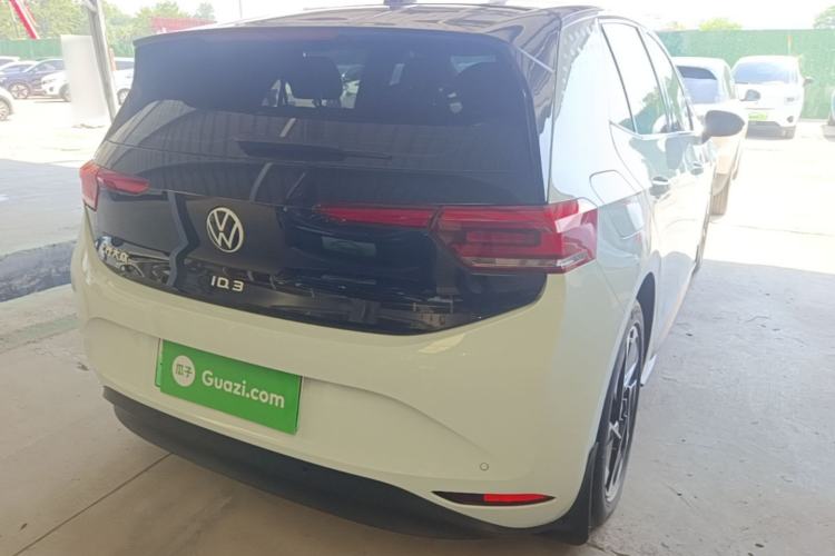 Used Volkswagen ID.3 2023 Upgraded Model Pure Intelligent Enjoyment Version Rear Right 45 Deg