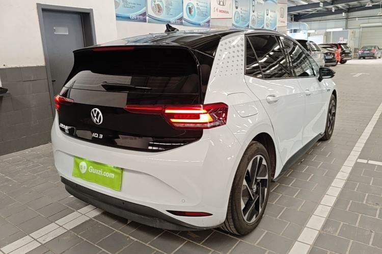 Used Volkswagen ID.3 2023 Upgraded Model Pure Intelligent Enjoyment Version Rear Right 45 Deg