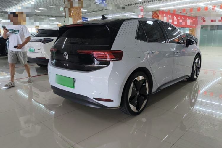 Used Volkswagen ID.3 2023 Pure Smart Edition Rear Right 45 Deg