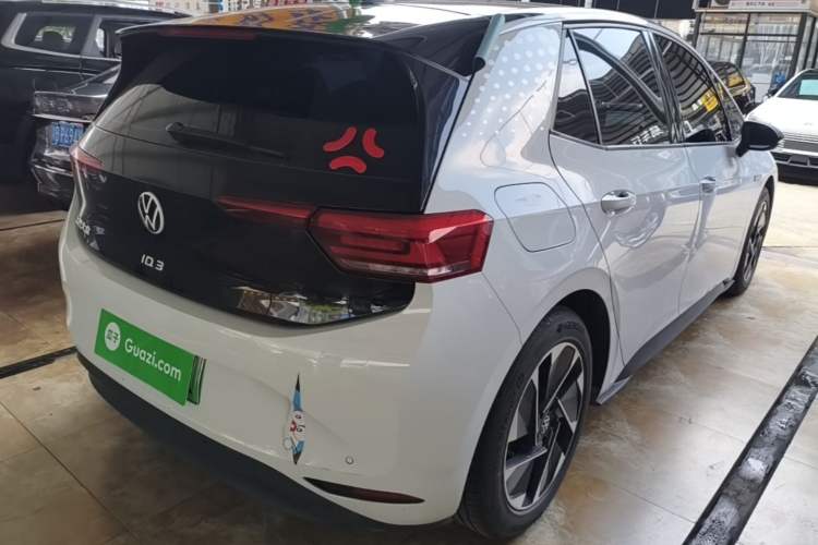 Used Volkswagen ID.3 2023 Pure Smart Edition Rear Right 45 Deg