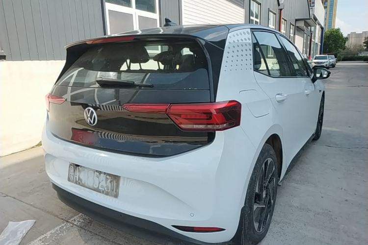 Used Volkswagen ID.3 2023 Pure Smart Edition Rear Right 45 Deg
