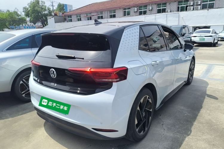 Used Volkswagen ID.3 2023 Pure Smart Edition Rear Right 45 Deg