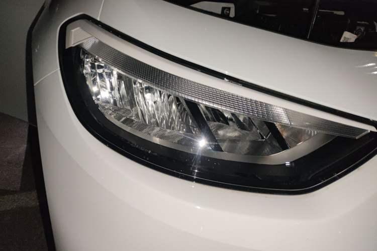 Used Volkswagen ID.3 2023 Upgraded Model Pure Intelligent Enjoyment Version Right Front Headlight