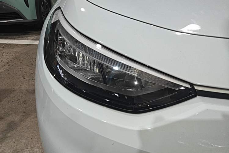 Used Volkswagen ID.3 2023 Pure Smart Edition Right Front Headlight