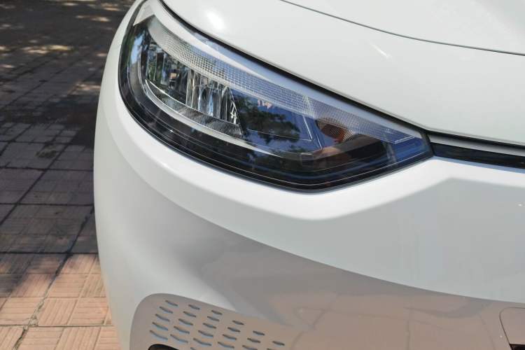 Used Volkswagen ID.3 2023 Upgraded Model Pure Intelligent Enjoyment Version Right Front Headlight