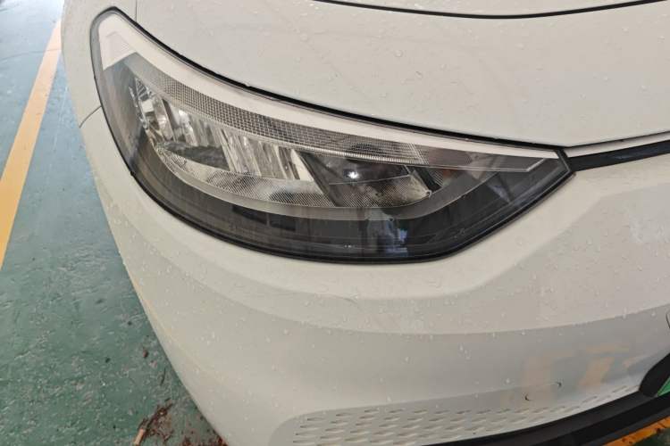 Used Volkswagen ID.3 2023 Upgraded Model Pure Intelligent Enjoyment Version Right Front Headlight
