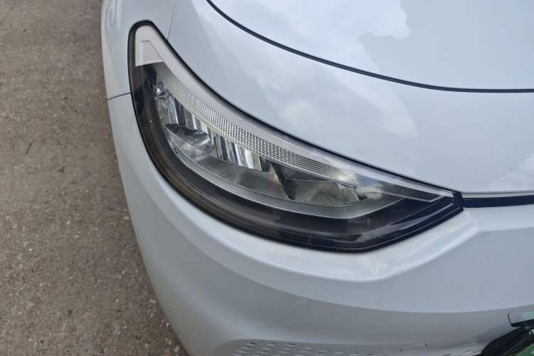 Used Volkswagen ID.3 2023 Upgraded Model Pure Intelligent Enjoyment Version Right Front Headlight