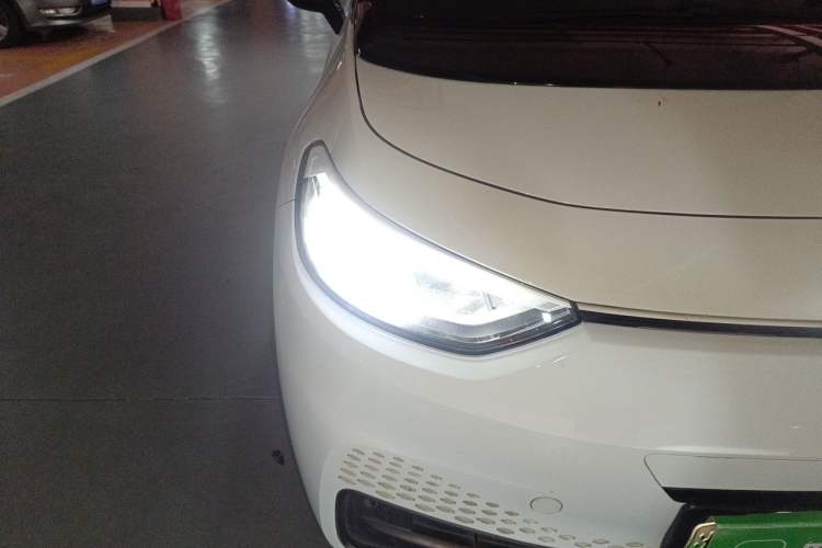 Used Volkswagen ID.3 2023 Upgraded Model Pure Intelligent Enjoyment Version Right Front Headlight
