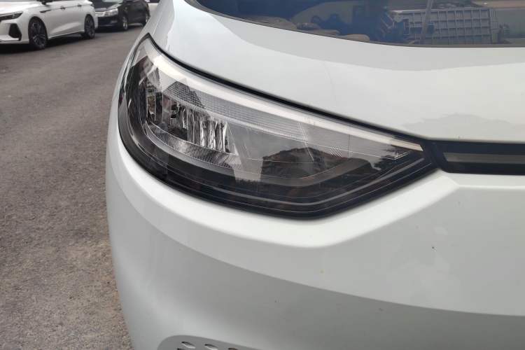 Used Volkswagen ID.3 2023 Upgraded Model Pure Intelligent Enjoyment Version Right Front Headlight
