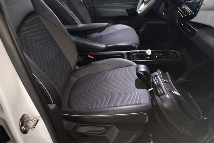 Used Volkswagen ID.3 2023 Upgraded Model Pure Intelligent Enjoyment Version Right Front Seat