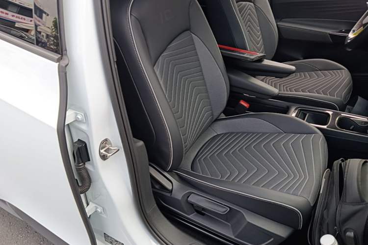 Used Volkswagen ID.3 2023 Pure Smart Edition Right Front Seat