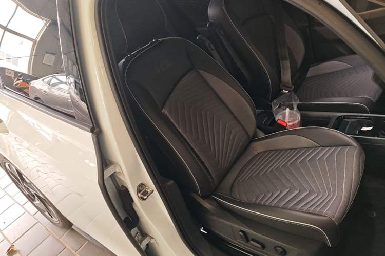 Used Volkswagen ID.3 2023 Upgraded Model Pure Intelligent Enjoyment Version Right Front Seat
