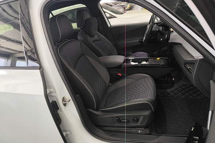 Used Volkswagen ID.3 2023 Upgraded Model Pure Intelligent Enjoyment Version Right Front Seat