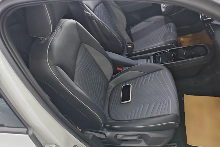 Used Volkswagen ID.3 2023 Upgraded Model Pure Intelligent Enjoyment Version Right Front Seat