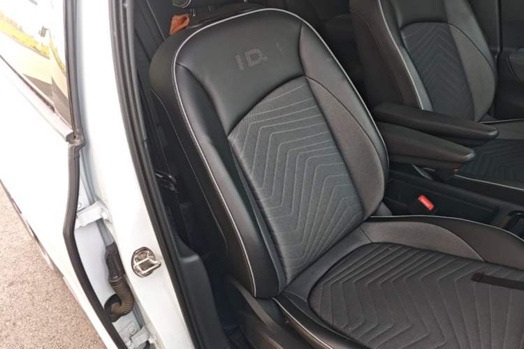 Used Volkswagen ID.3 2023 Upgraded Model Pure Intelligent Enjoyment Version Right Front Seat