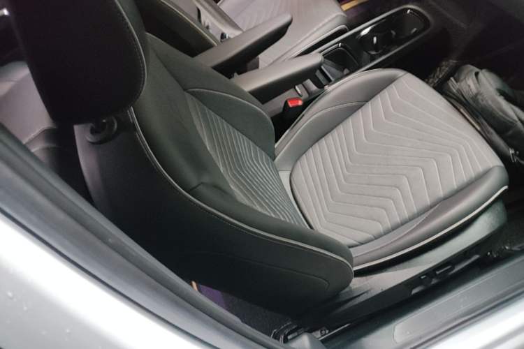 Used Volkswagen ID.3 2023 Upgraded Model Pure Intelligent Enjoyment Version Right Front Seat