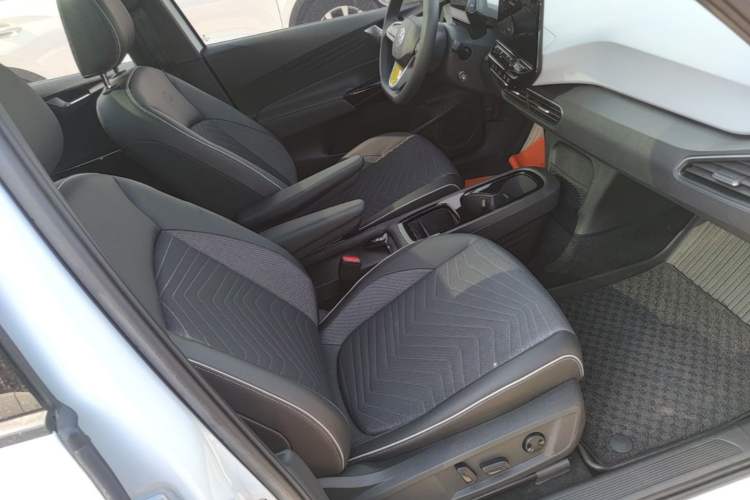 Used Volkswagen ID.3 2023 Upgraded Model Pure Intelligent Enjoyment Version Right Front Seat