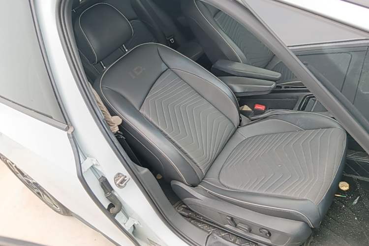 Used Volkswagen ID.3 2023 Upgraded Model Pure Intelligent Enjoyment Version Right Front Seat