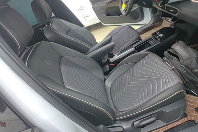 Used Volkswagen ID.3 2023 Upgraded Model Pure Intelligent Enjoyment Version Right Front Seat