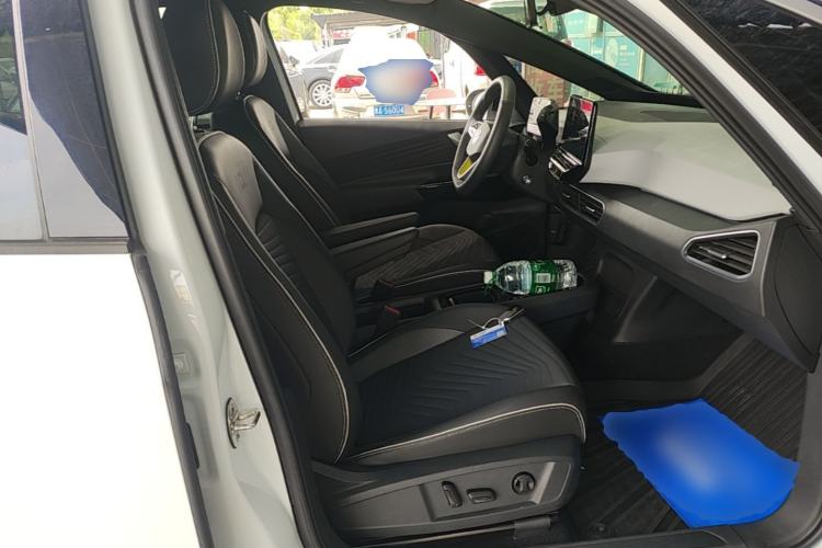 Used Volkswagen ID.3 2023 Upgraded Model Pure Intelligent Enjoyment Version Right Front Seat