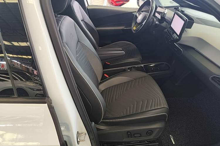 Used Volkswagen ID.3 2023 Upgraded Model Pure Intelligent Enjoyment Version Right Front Seat