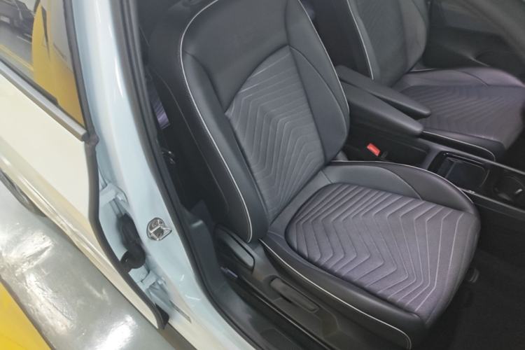 Used Volkswagen ID.3 2023 Pure Smart Edition Right Front Seat