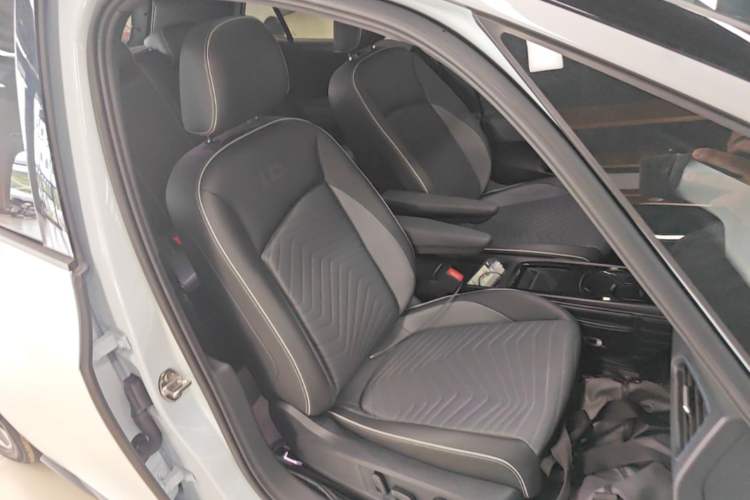 Used Volkswagen ID.3 2023 Upgraded Model Pure Intelligent Enjoyment Version Right Front Seat