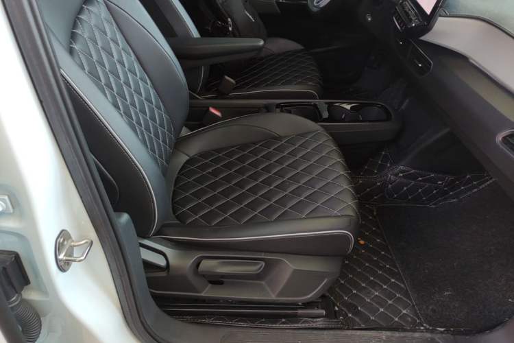 Used Volkswagen ID.3 2023 Upgraded Model Pure Intelligent Enjoyment Version Right Front Seat
