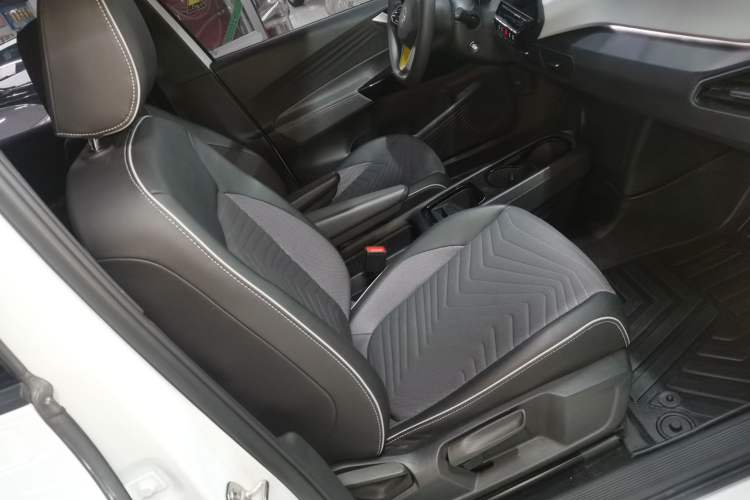 Used Volkswagen ID.3 2023 Upgraded Model Pure Intelligent Enjoyment Version Right Front Seat