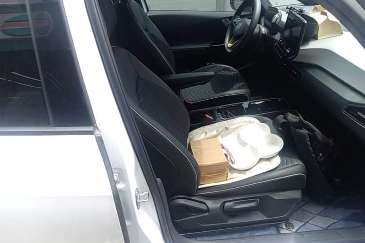Used Volkswagen ID.3 2023 Upgraded Model Pure Intelligent Enjoyment Version Right Front Seat