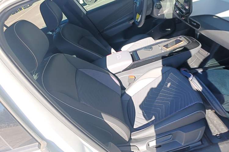 Used Volkswagen ID.3 2023 Upgraded Model Pure Intelligent Enjoyment Version Right Front Seat