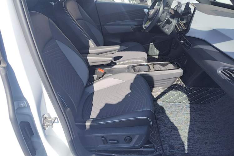 Used Volkswagen ID.3 2023 Upgraded Model Pure Intelligent Enjoyment Version Right Front Seat