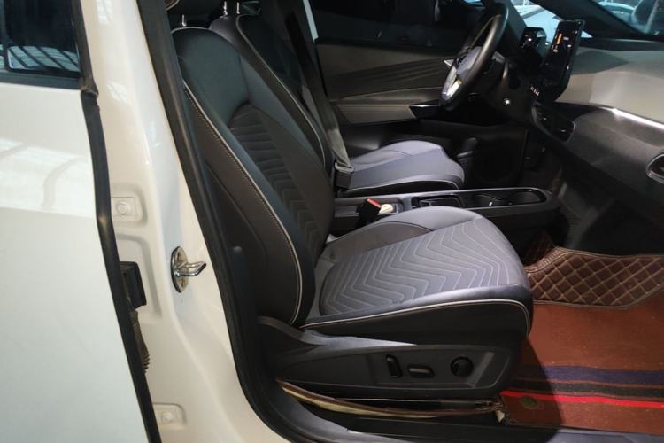 Used Volkswagen ID.3 2023 Upgraded Model Pure Intelligent Enjoyment Version Right Front Seat