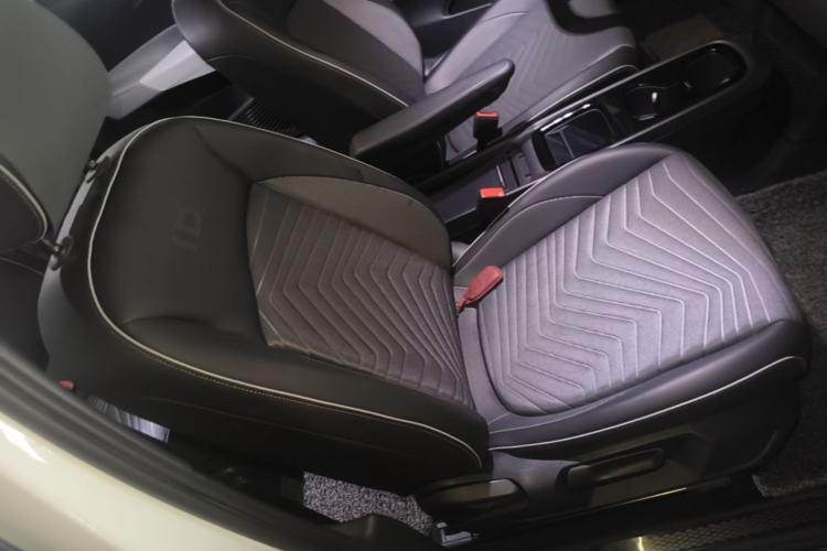 Used Volkswagen ID.3 2023 Pure Smart Edition Right Front Seat
