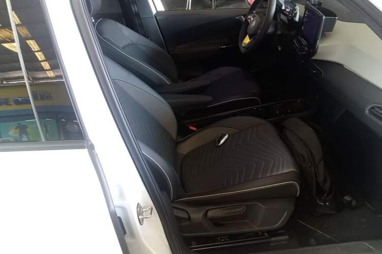 Used Volkswagen ID.3 2023 Pure Smart Edition Right Front Seat