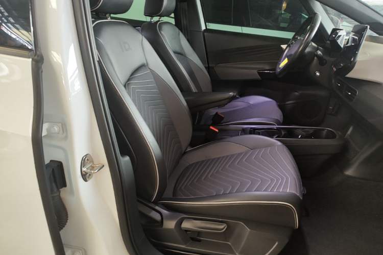 Used Volkswagen ID.3 2023 Pure Smart Edition Right Front Seat
