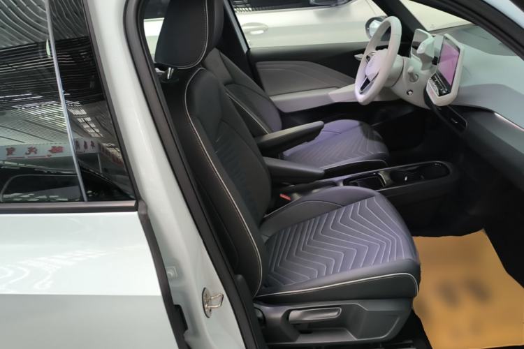 Used Volkswagen ID.3 2023 Upgraded Model Pure Intelligent Enjoyment Version Right Front Seat