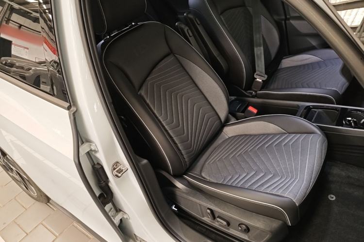 Used Volkswagen ID.3 2023 Upgraded Model Pure Intelligent Enjoyment Version Right Front Seat